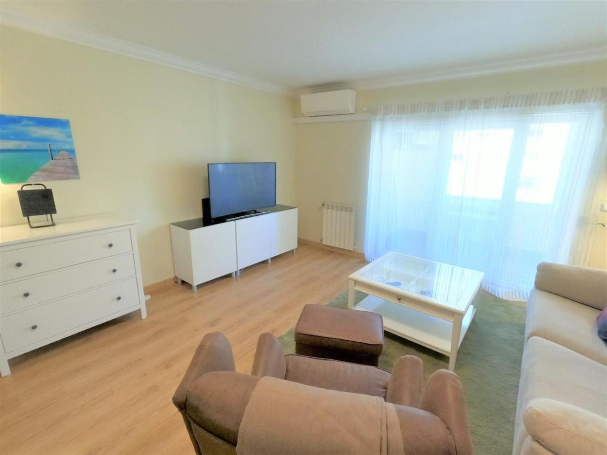 Carnaxide Modern T1 Apartment W Balcony In Carnaxide Oeiras Lisbon المظهر الخارجي الصورة