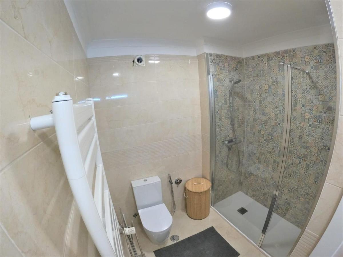 Carnaxide Modern T1 Apartment W Balcony In Carnaxide Oeiras Lisbon المظهر الخارجي الصورة